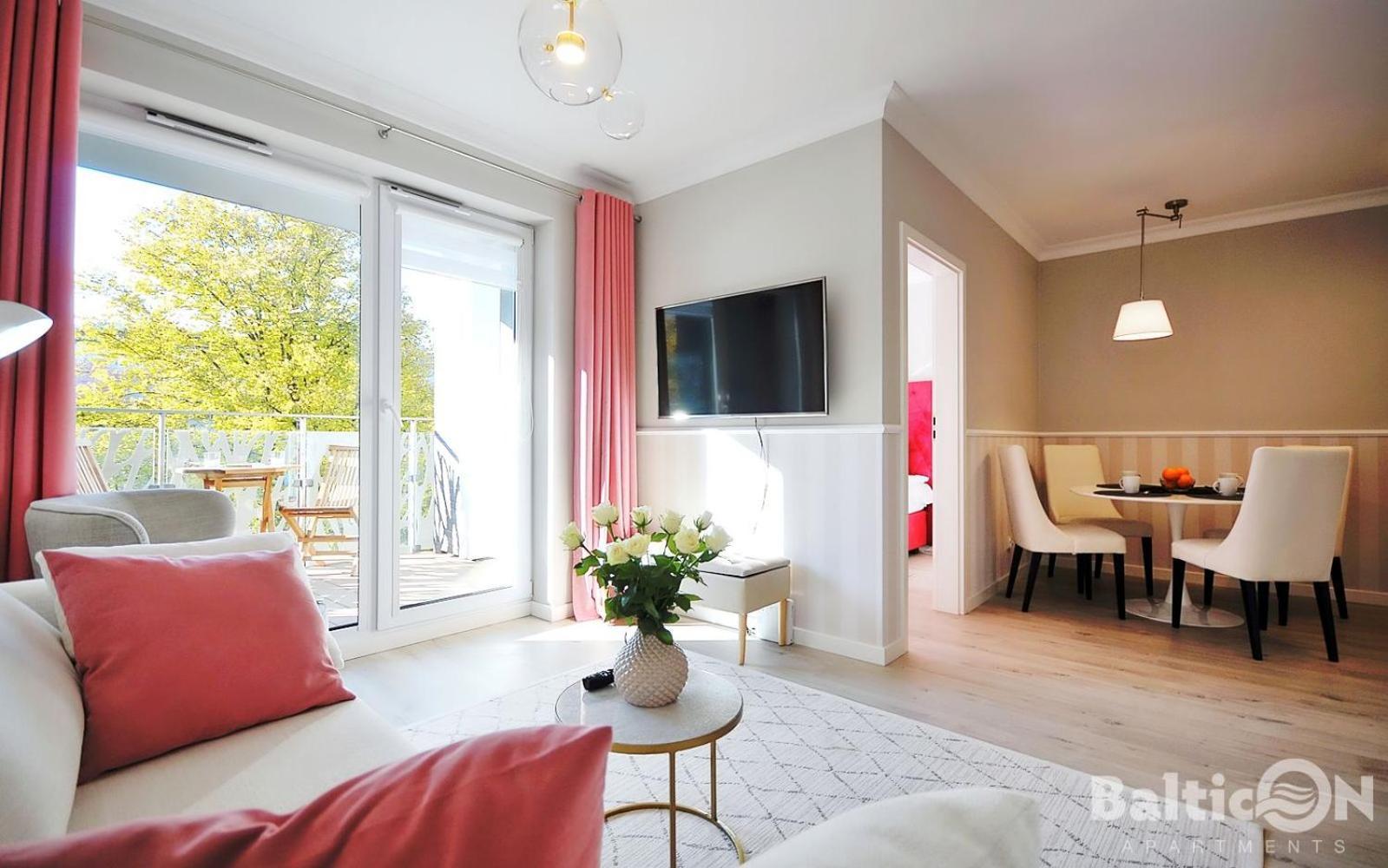 Apartamenty Balticon Nadmorskie Tarasy Kolobrzeg Room photo